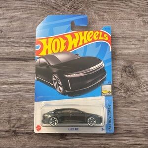 2023 Hot Wheels Lucid Air FACTORY FRESH 1/5